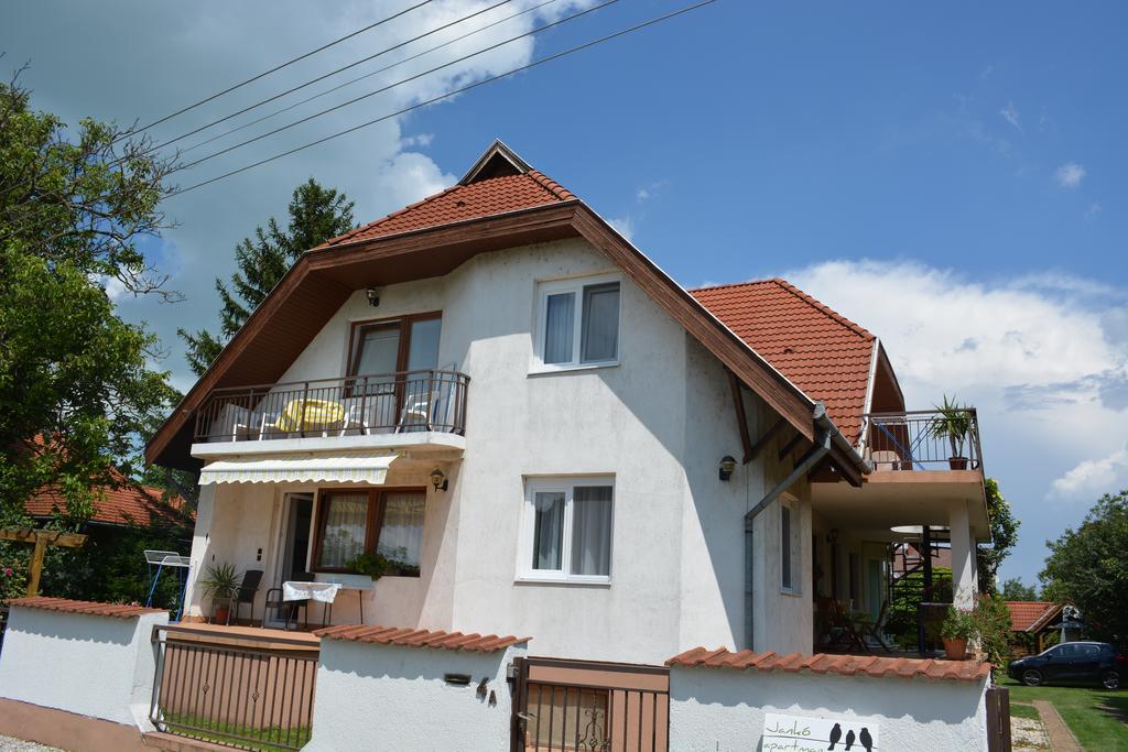 Janko Apartman Hotel Siofok Exterior photo