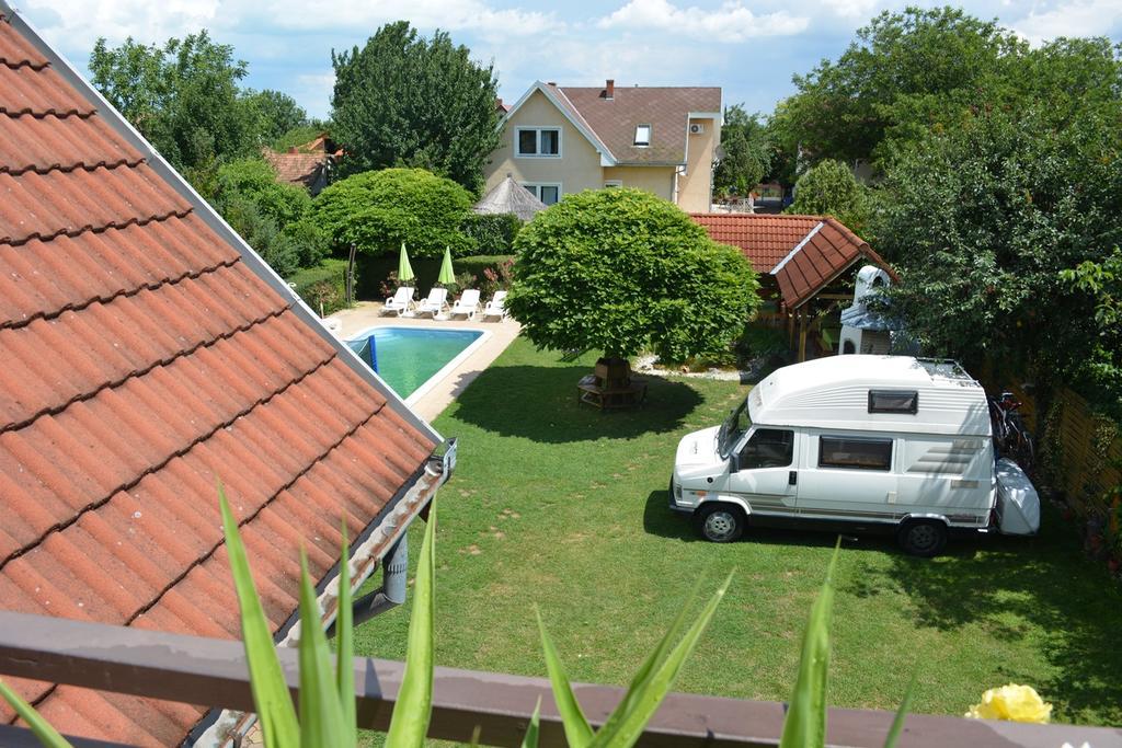 Janko Apartman Hotel Siofok Exterior photo